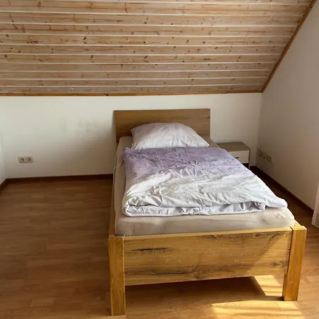2 Dachgeschoss Mit Kleinen Wintergarten Riedstadt