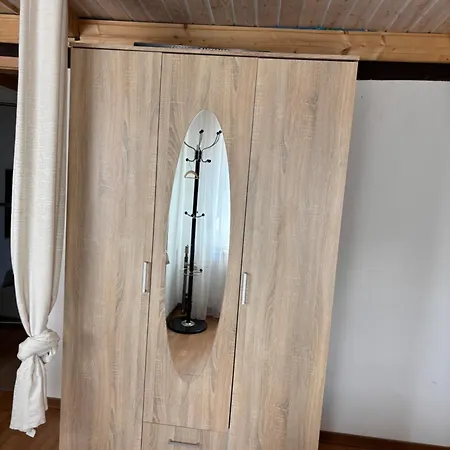 Apartmán 2 Monteur- Und Mit Kleinen Wintergarten